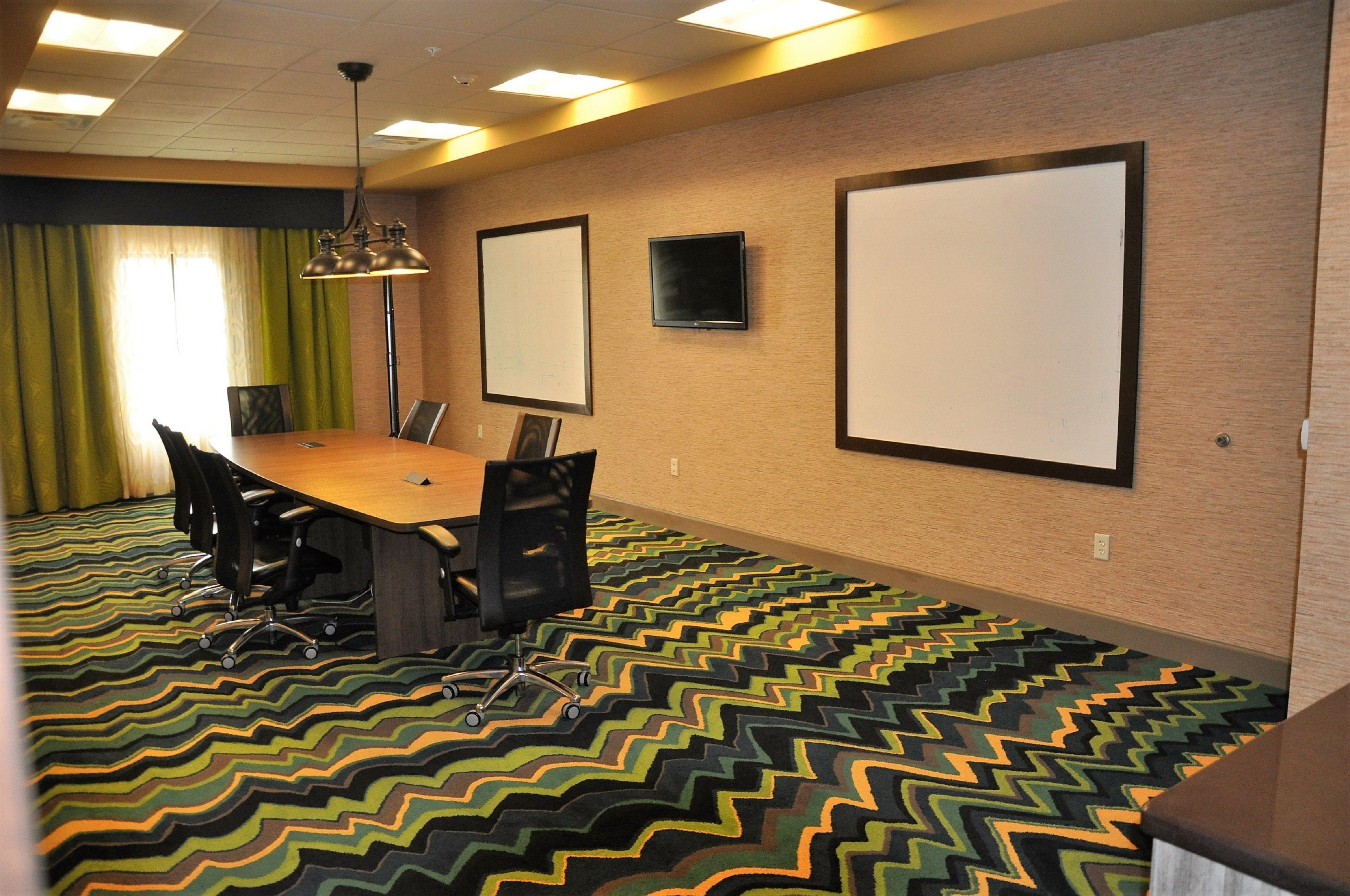 Holiday Inn Express & Suites Perry-National Fairground Area By Ihg Zewnętrze zdjęcie