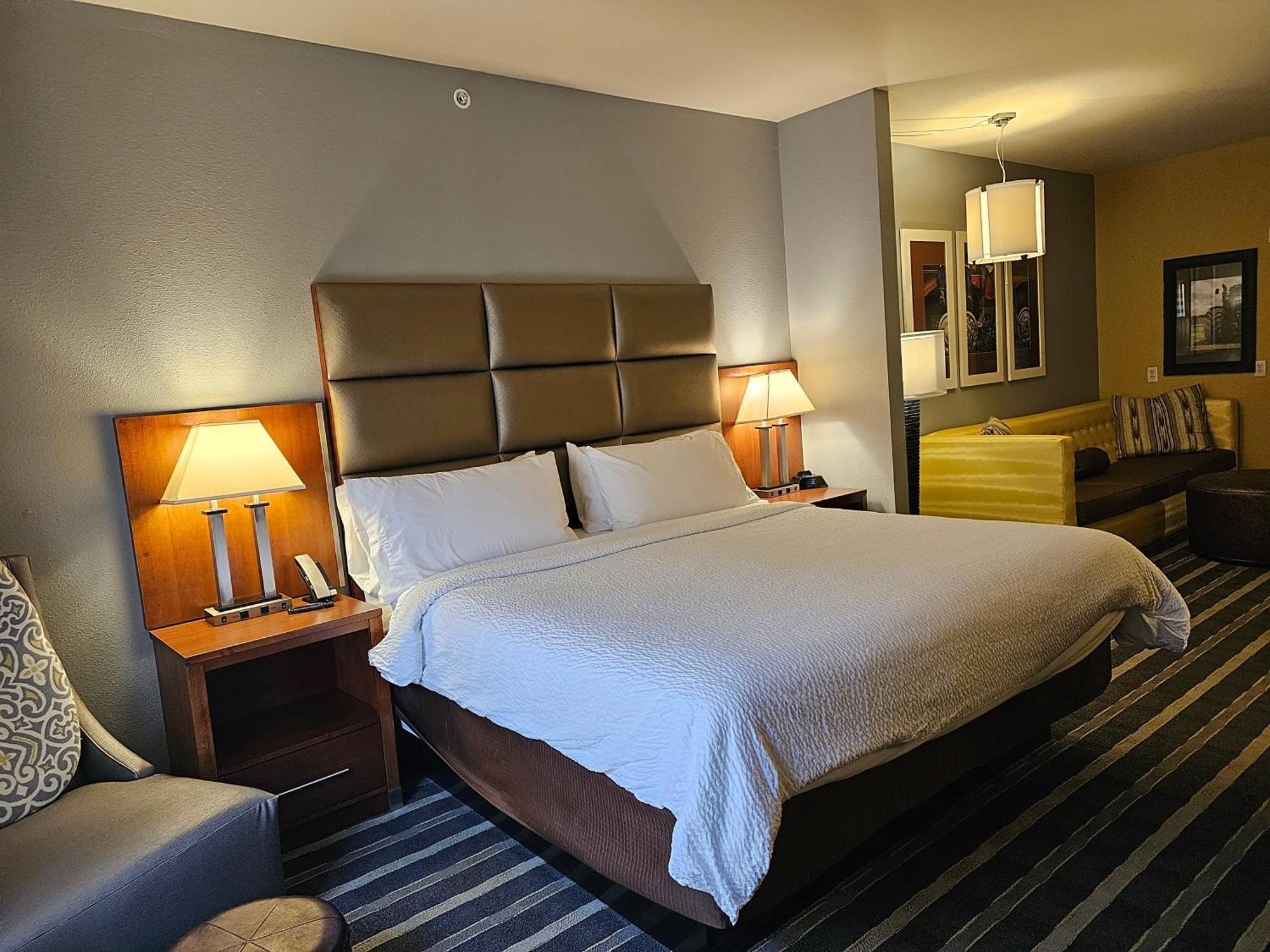 Holiday Inn Express & Suites Perry-National Fairground Area By Ihg Zewnętrze zdjęcie