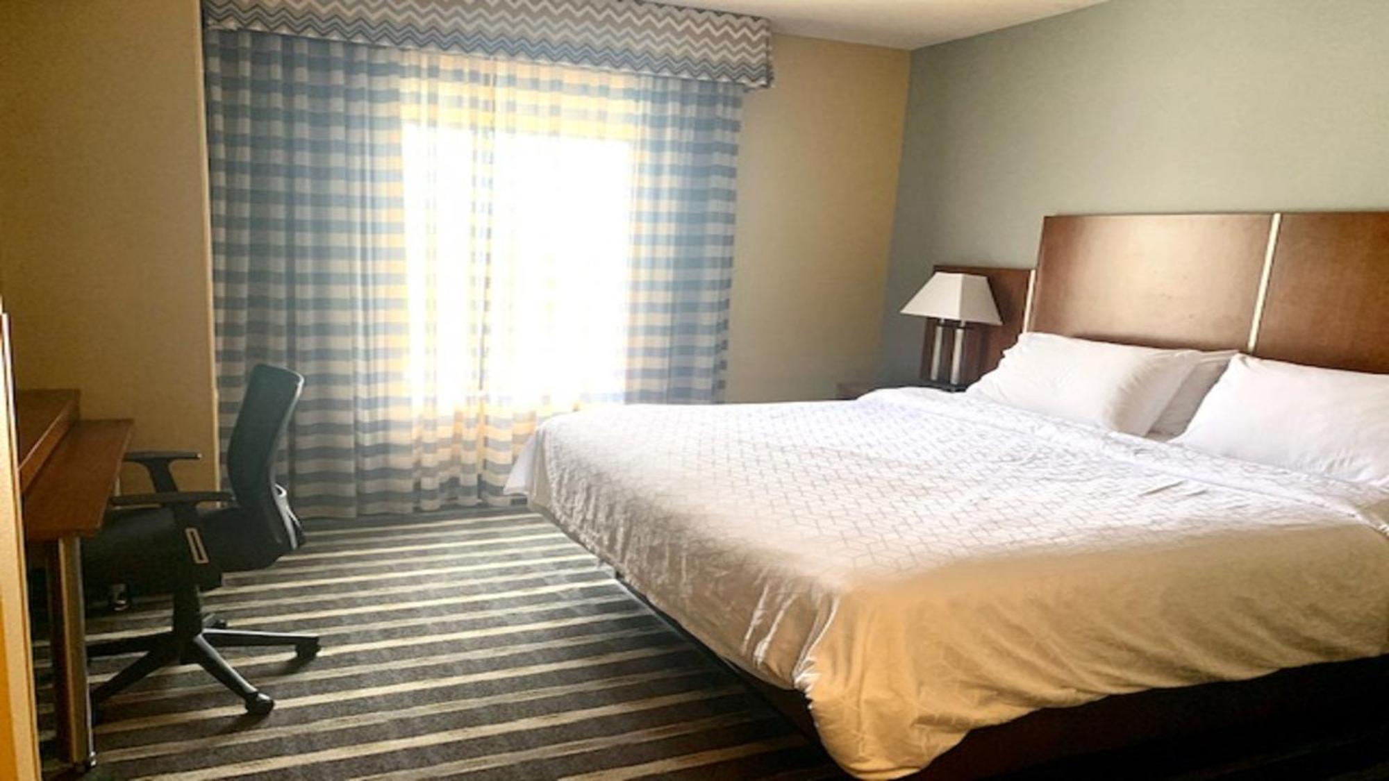 Holiday Inn Express & Suites Perry-National Fairground Area By Ihg Zewnętrze zdjęcie