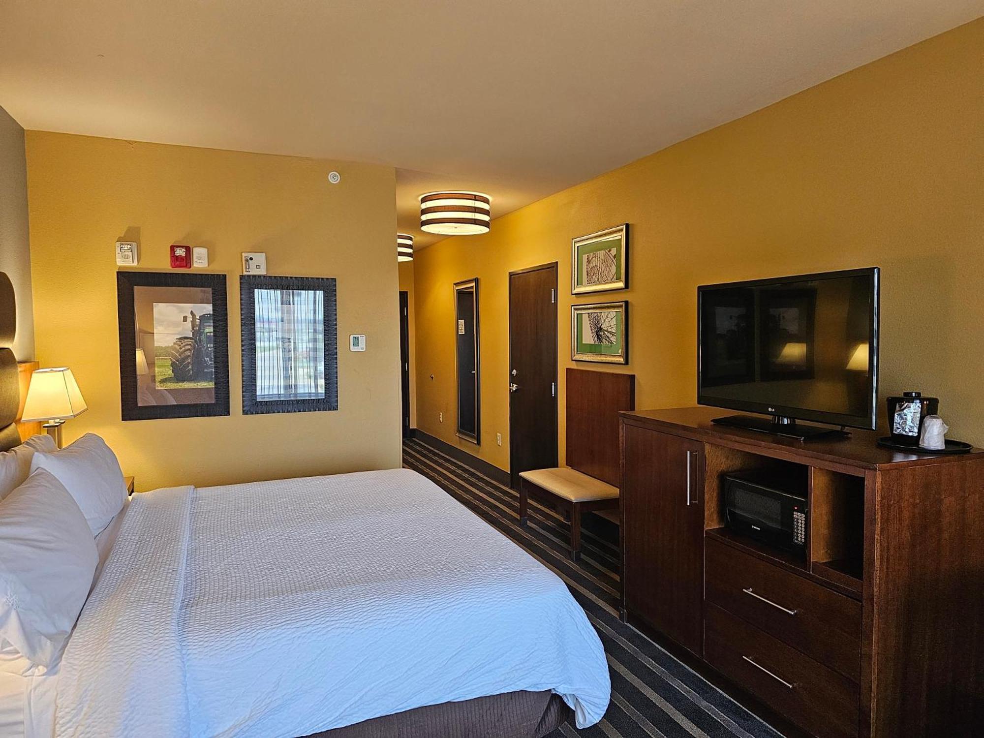 Holiday Inn Express & Suites Perry-National Fairground Area By Ihg Zewnętrze zdjęcie