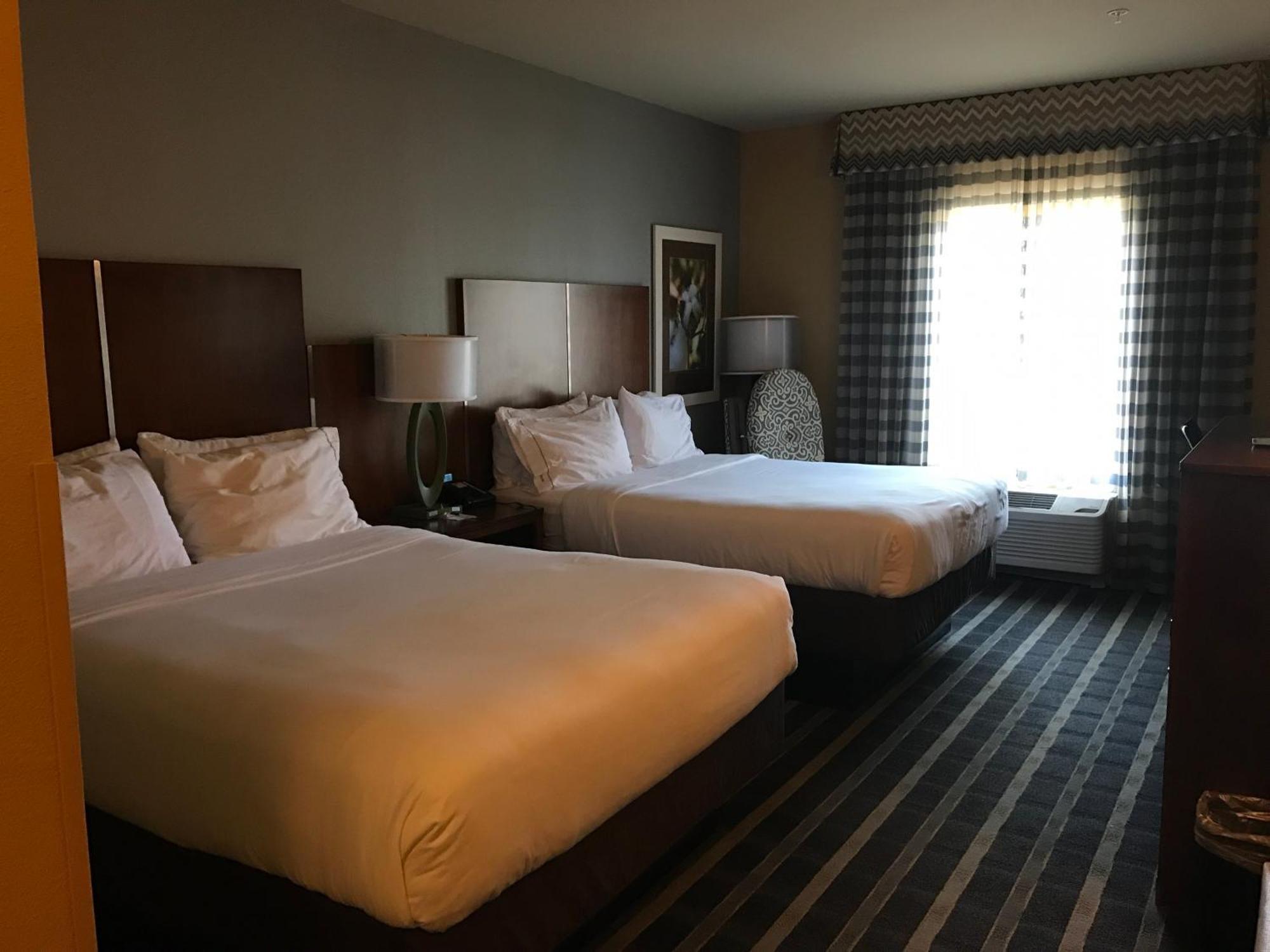 Holiday Inn Express & Suites Perry-National Fairground Area By Ihg Zewnętrze zdjęcie