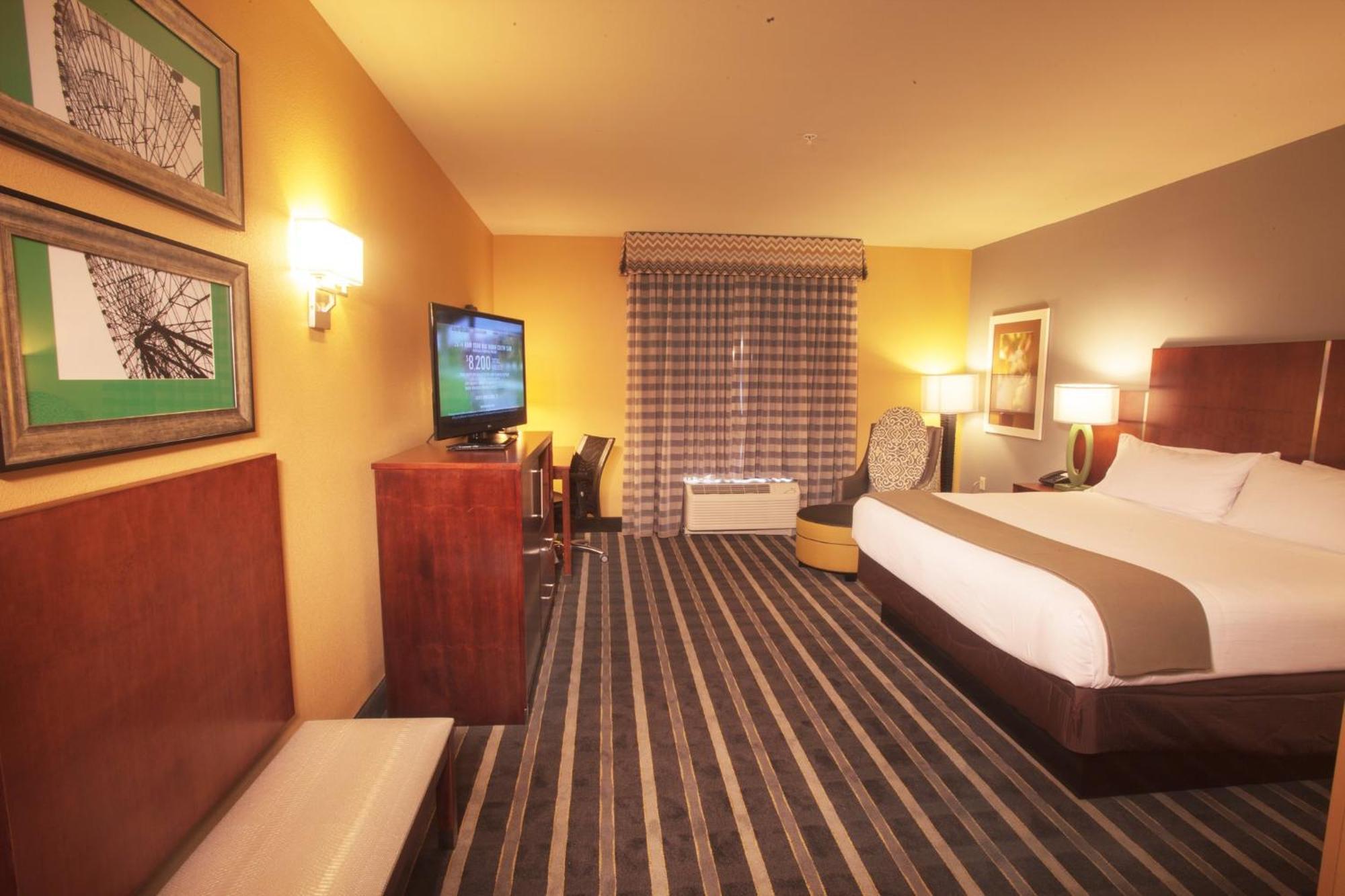 Holiday Inn Express & Suites Perry-National Fairground Area By Ihg Zewnętrze zdjęcie